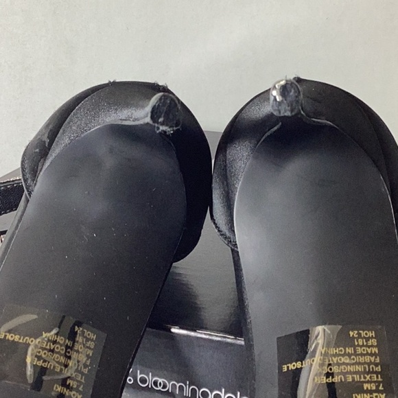 AQUA
Women's Niki Sandals - Exclusive - Picture 12 of 13